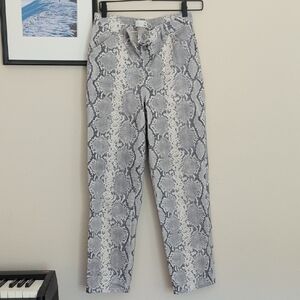 Wilfred Gray and White Patterned Pants